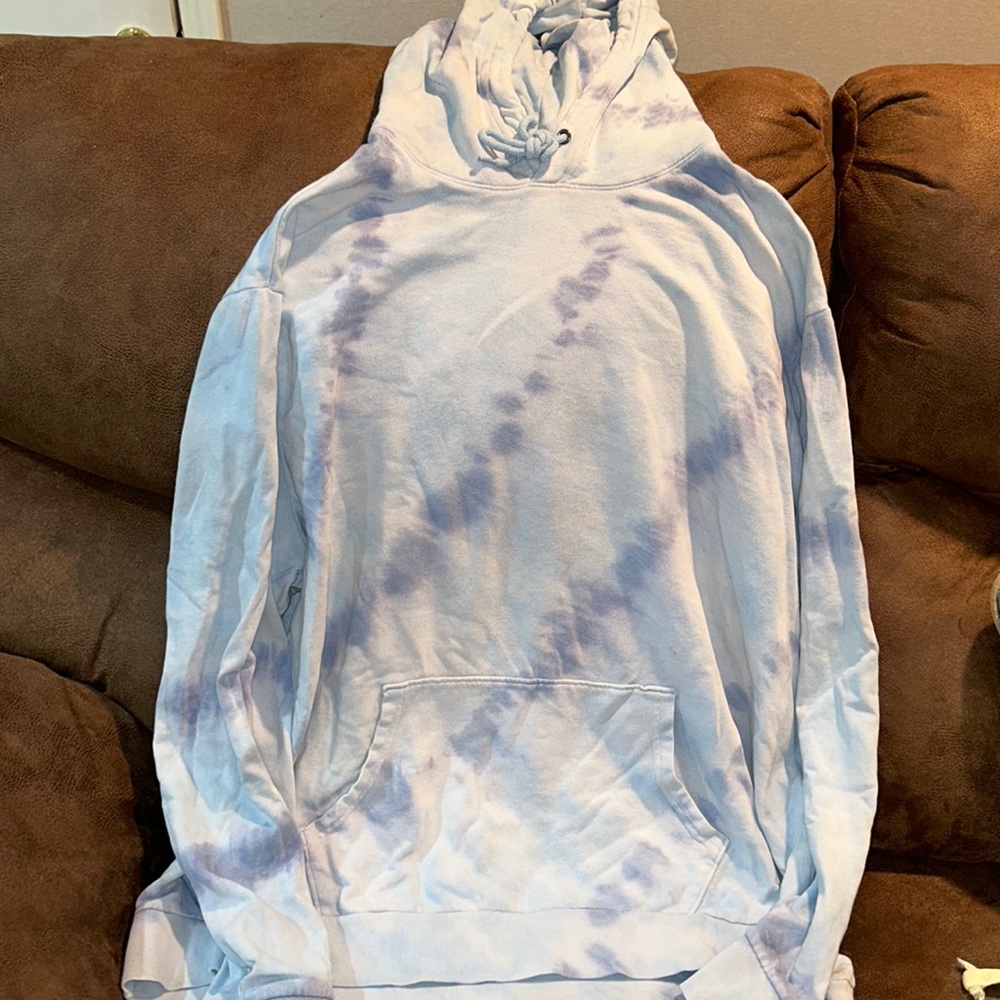 Blue tie dye sweatshirt